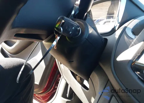 2016 Chevrolet Trax 1Ls z USA, uszkodzony, nr VIN 3GNCJKSB6GL277776